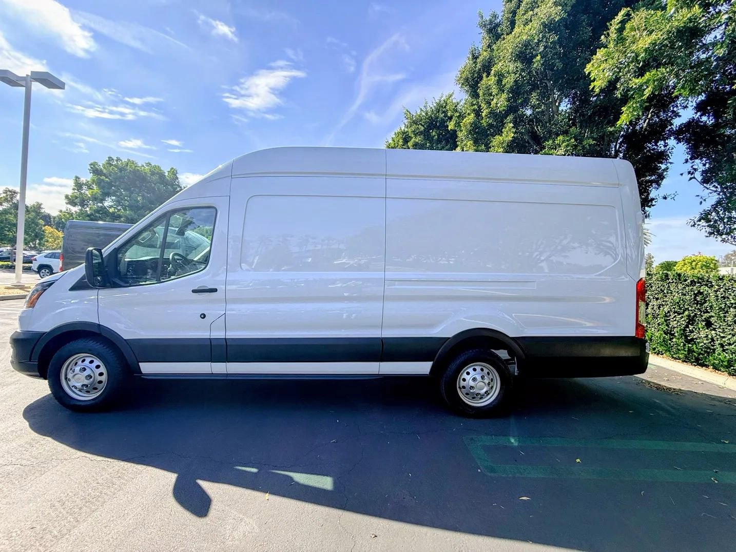 Used 2022 Ford Transit 350 148 High Roof Extended AWD w/ Load Area Protection Package image 3