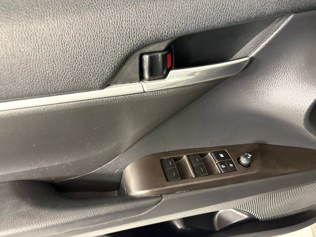 Used 2023 Toyota Camry SE FWD image 20
