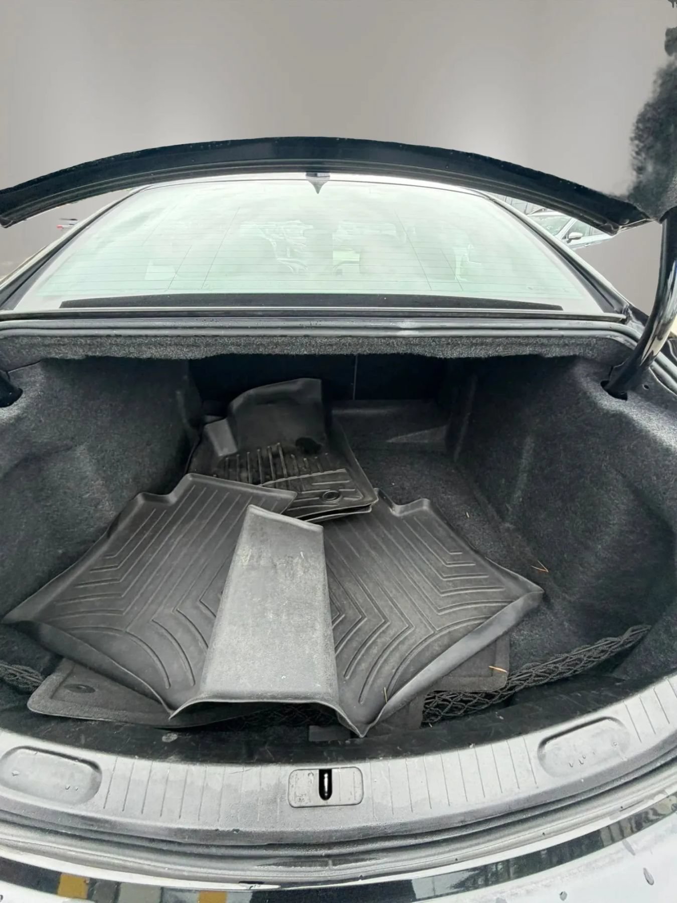 Used 2015 Chevrolet Impala LTZ FWD image 19