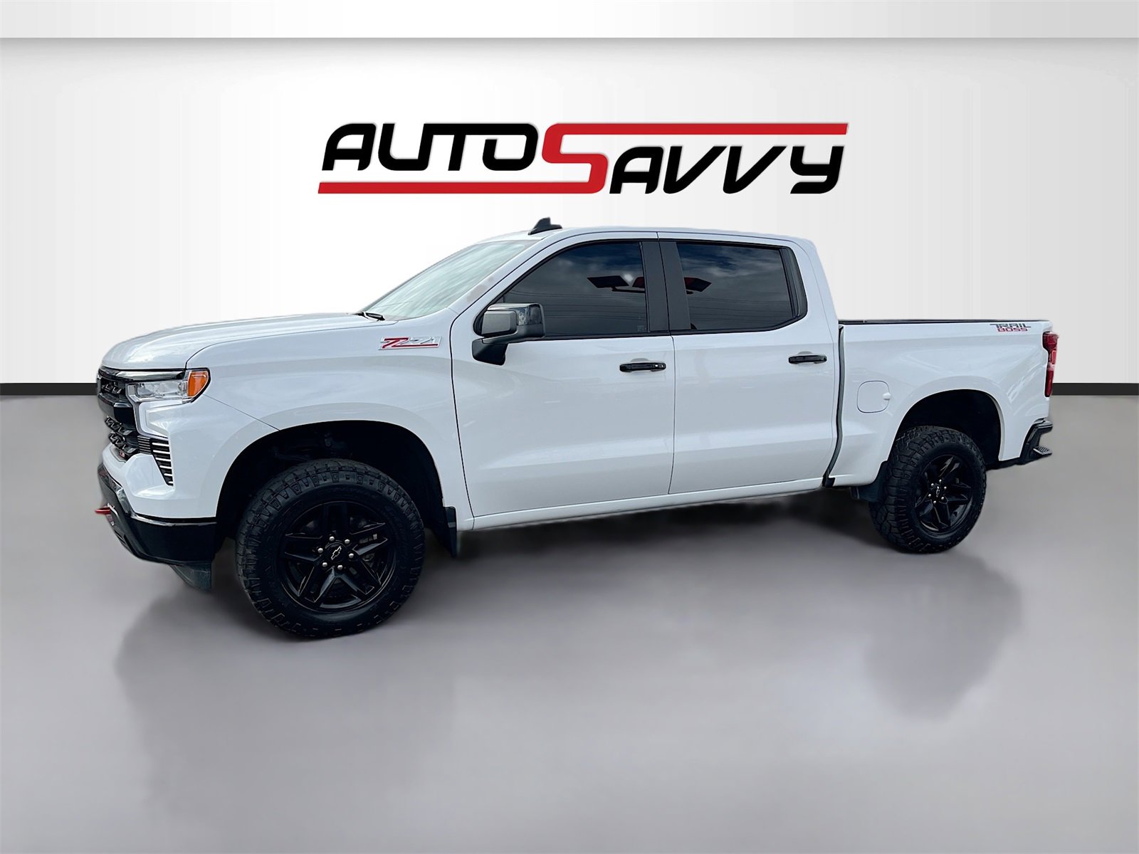 Used 2024 Chevrolet Silverado 1500 LT Trail Boss w/ Protection Package image 3