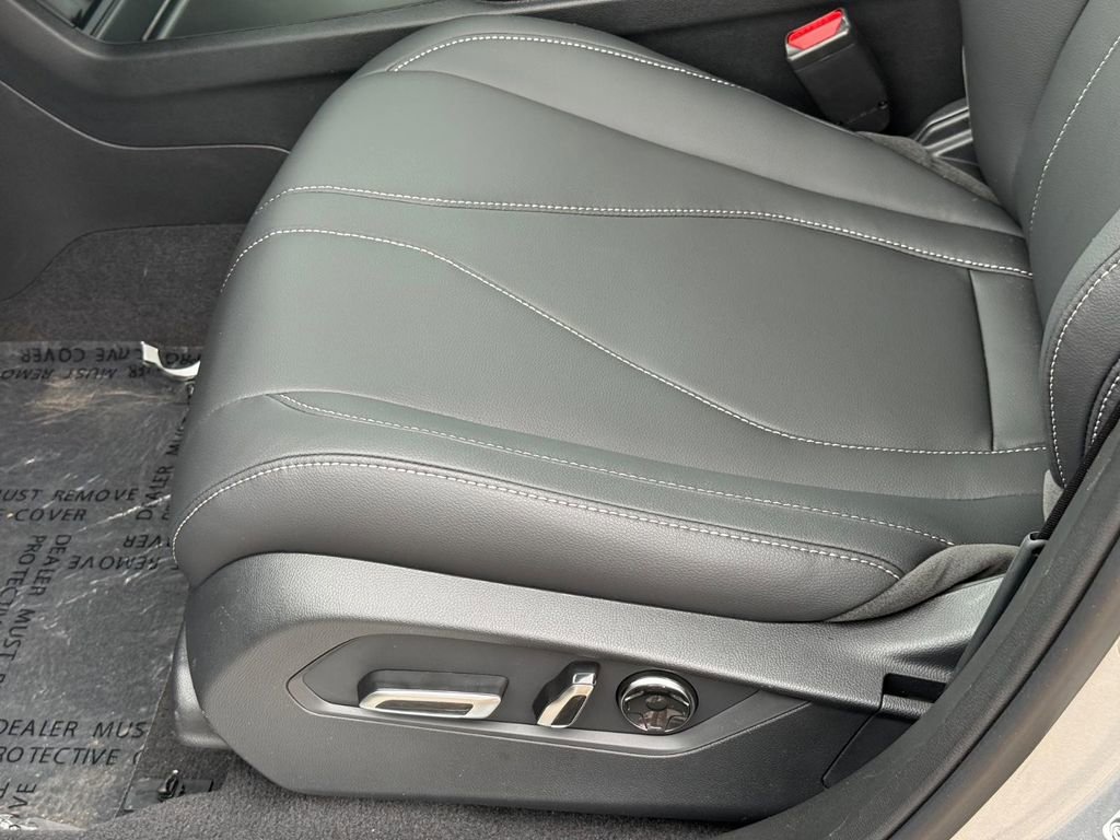 New 2026 Acura RDX SH-AWD image 17