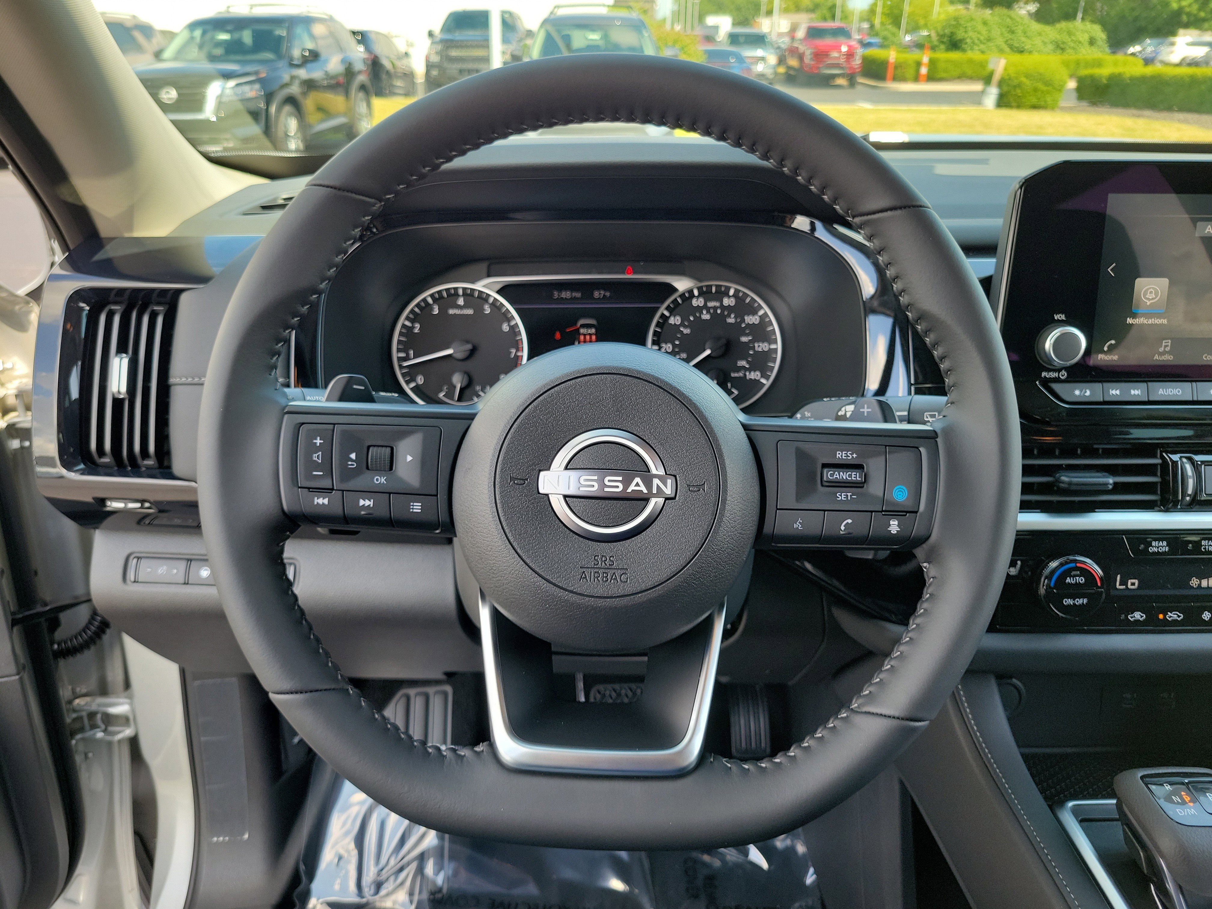 Used 2025 Nissan Pathfinder SV image 21