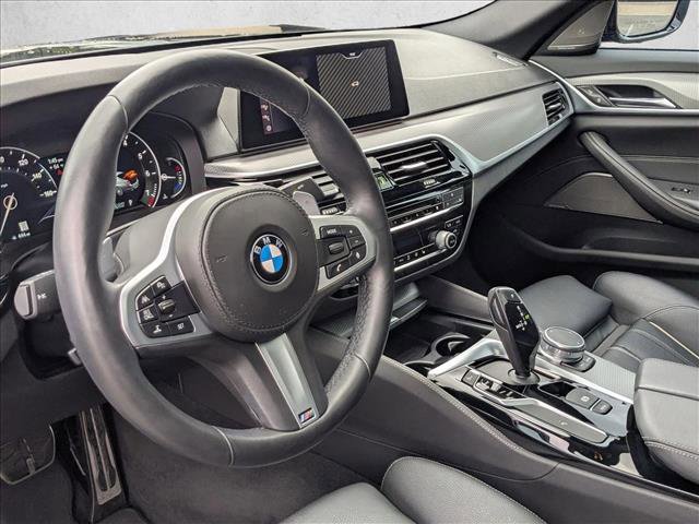 Used 2019 BMW 540i w/ M Sport Package image 10