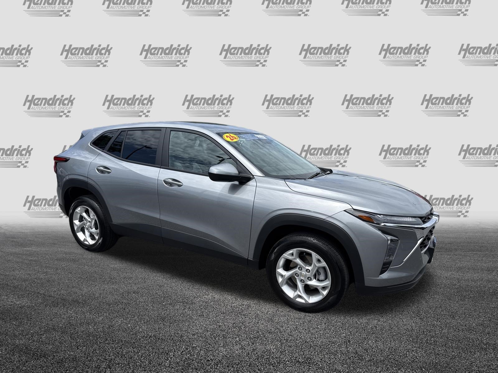 Used 2026 Chevrolet Trax LS w/ LS Convenience Package FWD video 2