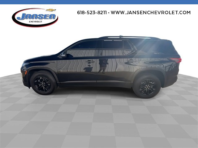 Used 2022 Chevrolet Traverse LT w/ Midnight/Sport Edition image 5