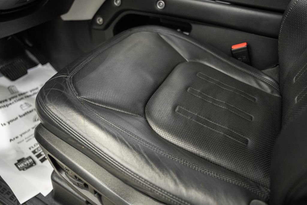 Used 2020 Land Rover Defender 110 HSE image 36