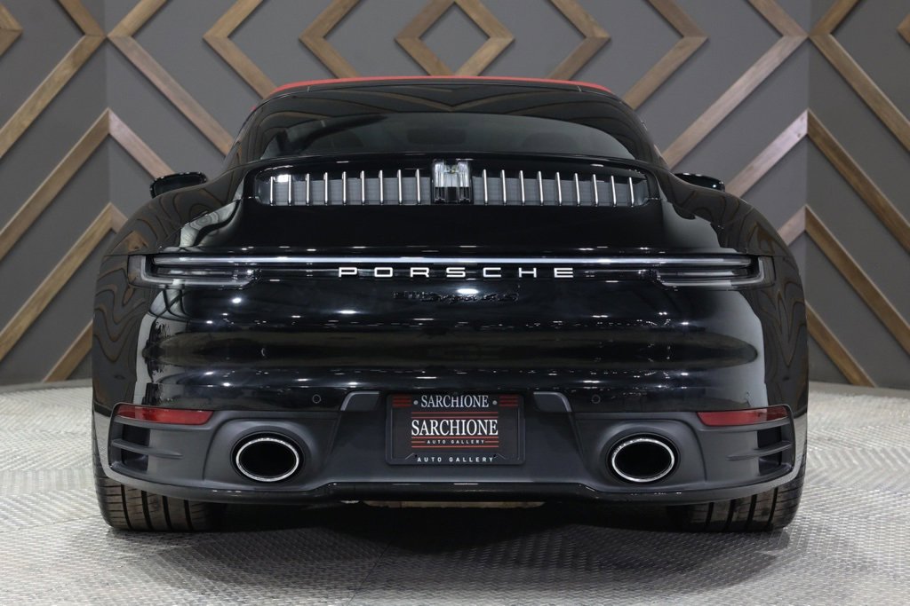 Used 2021 Porsche 911 Targa 4S image 12