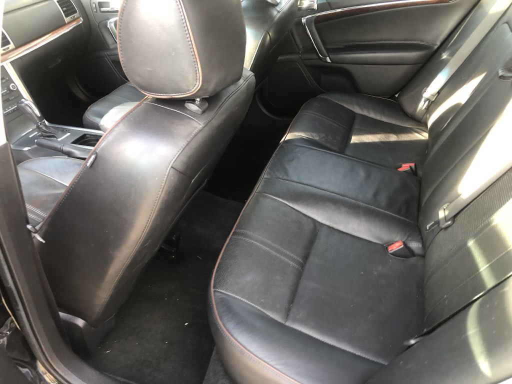 Used 2012 Lincoln MKZ image 19