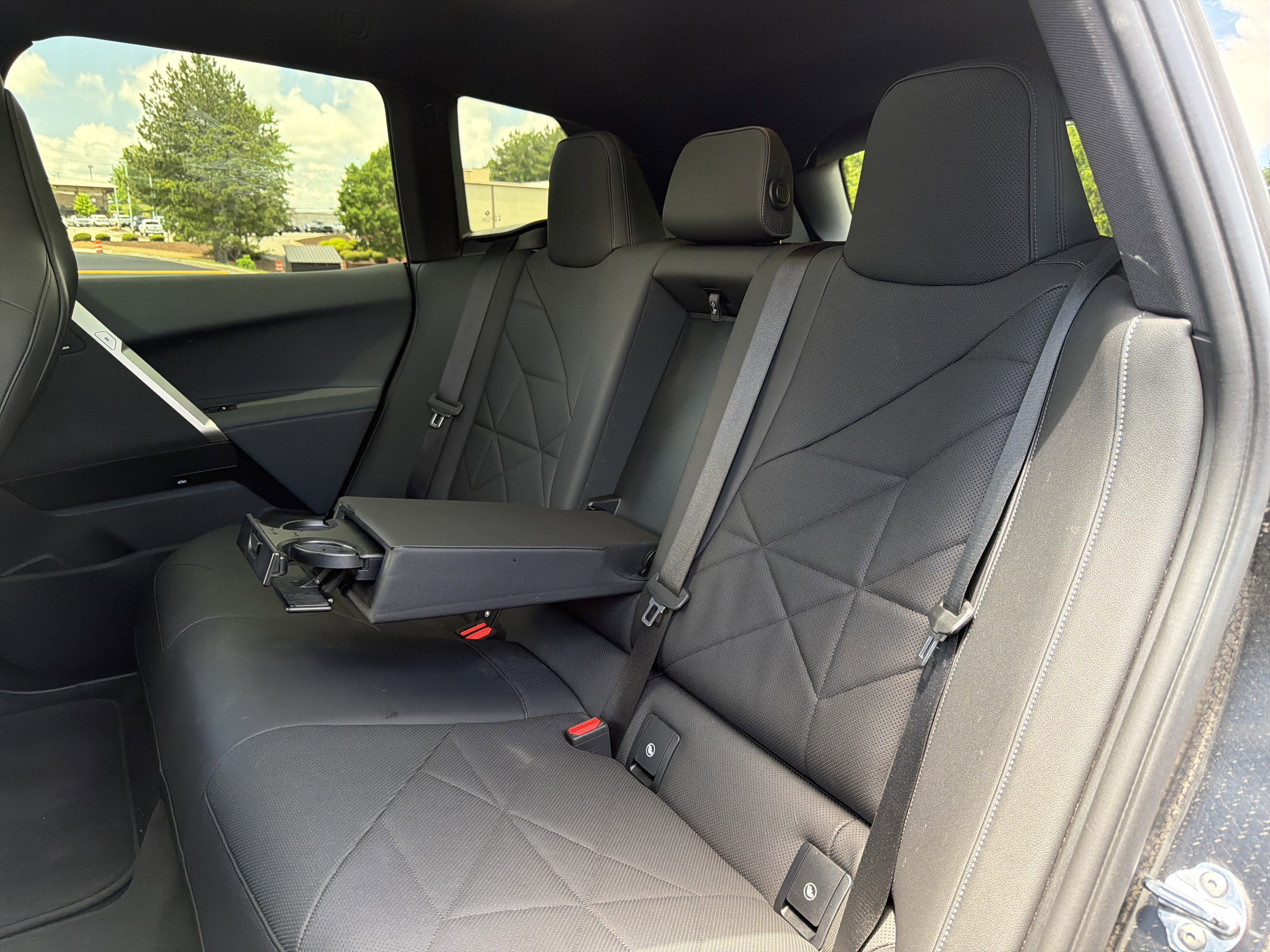 Used 2025 BMW iX xDrive50 AWD/4WD image 10
