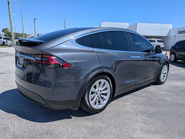 Used 2018 Tesla Model X 75D AWD/4WD image 3