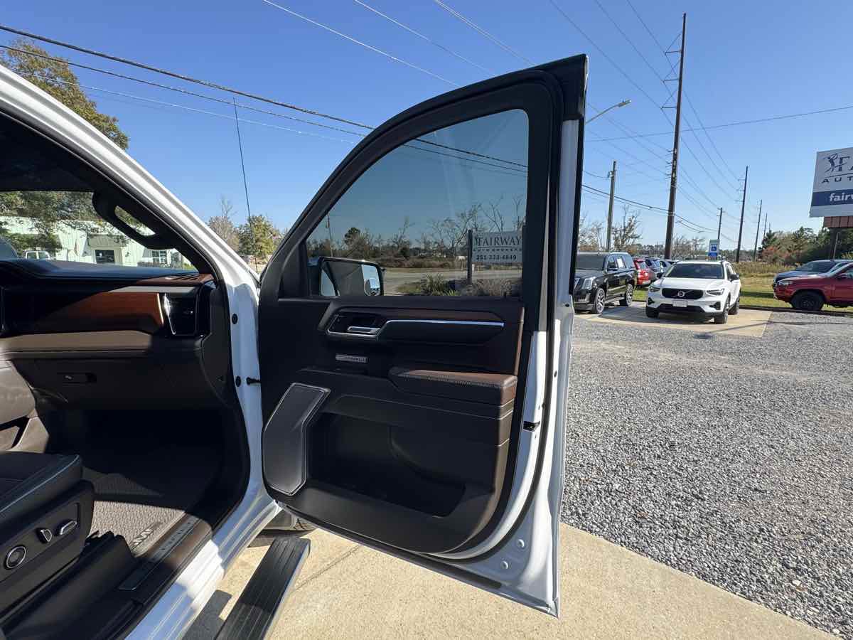 Used 2024 GMC Sierra 1500 Denali w/ Denali Reserve Package image 35