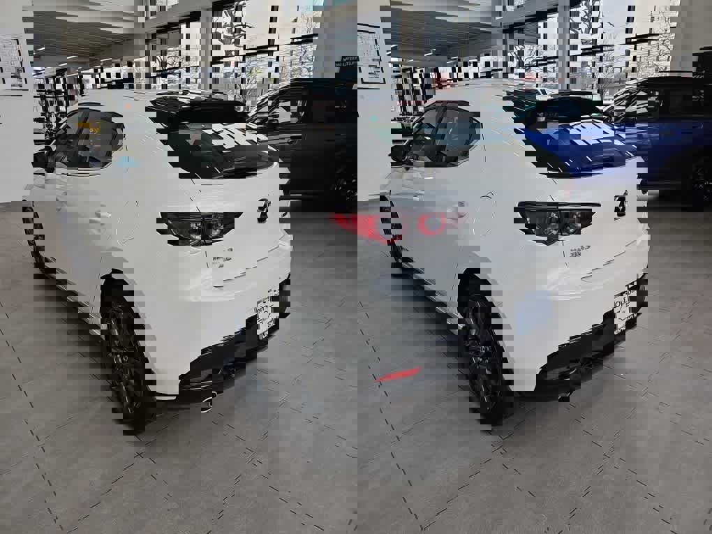 Used 2019 MAZDA MAZDA3 AWD Hatchback w/ Preferred Pkg image 8