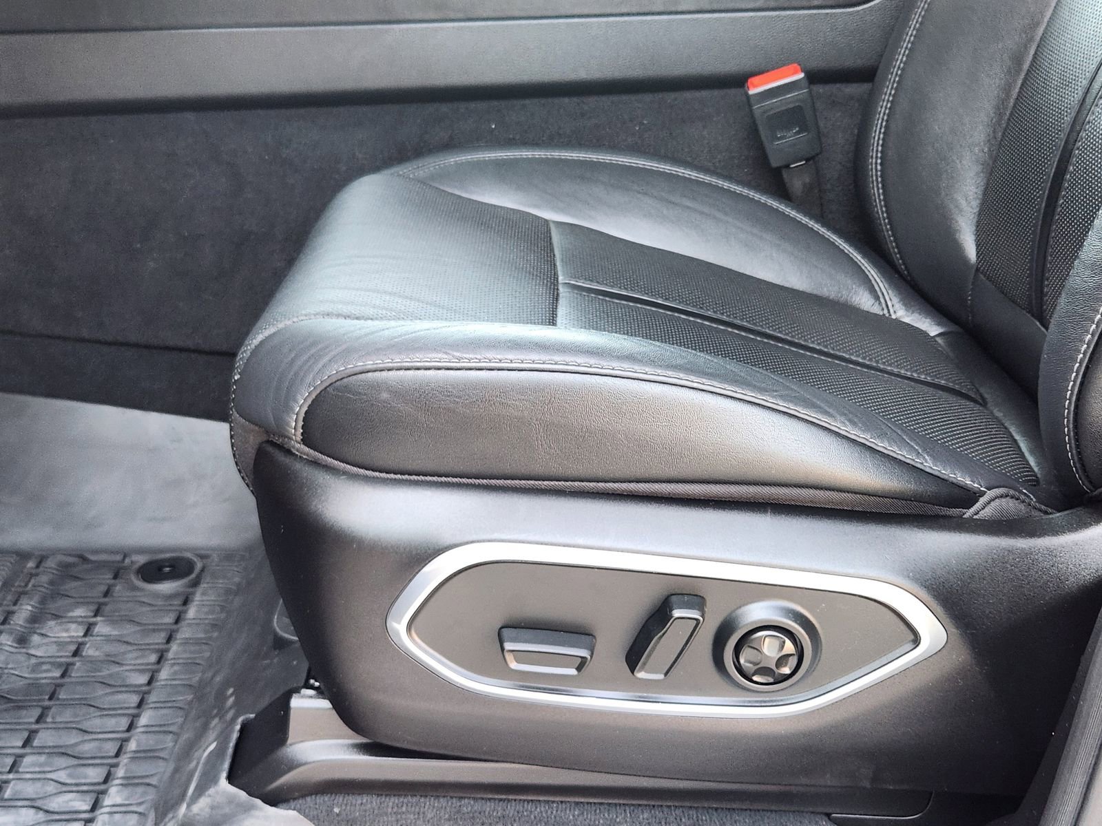 Used 2024 Jeep Wagoneer Series II image 26