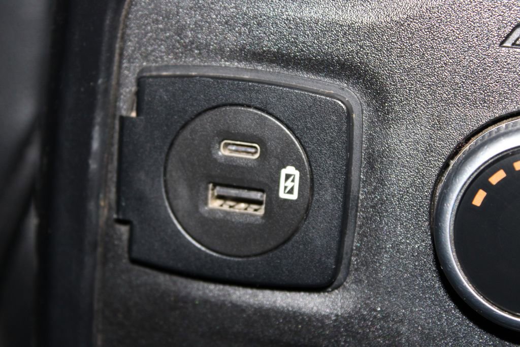 Used 2021 Ford Expedition XLT image 34