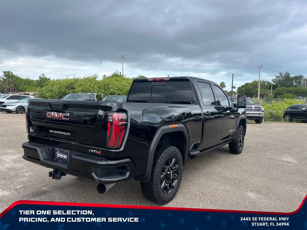Used 2025 GMC Sierra 2500 AT4 w/ AT4 Premium Plus Package AWD/4WD image 5