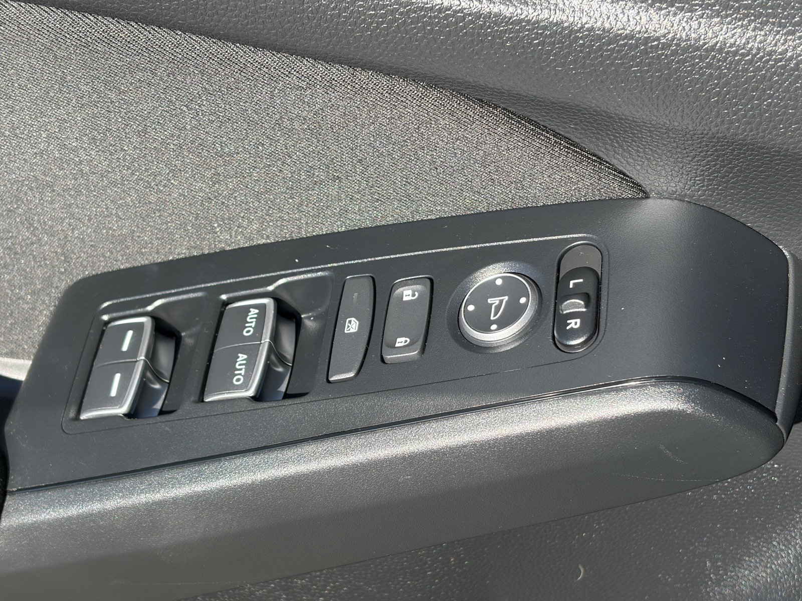 Used 2025 Honda Civic Sport image 16