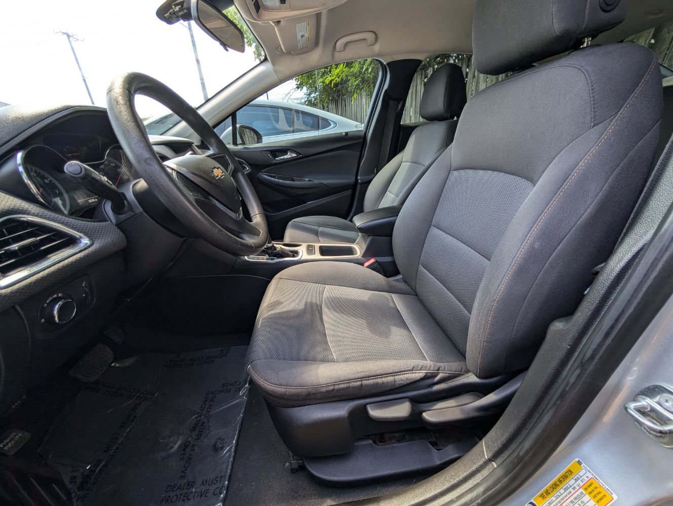 Used 2018 Chevrolet Cruze LS FWD image 15