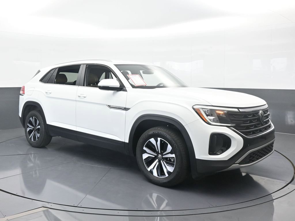 Used 2024 Volkswagen Atlas Cross Sport SE image 8