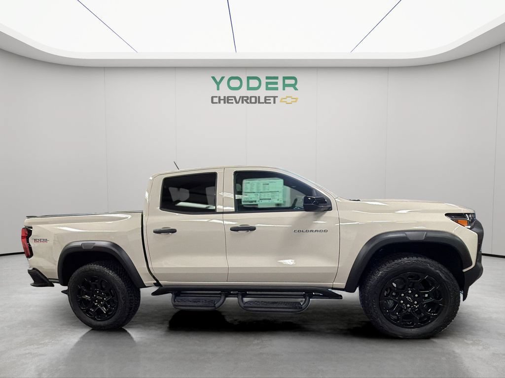 New 2026 Chevrolet Colorado Trail Boss AWD/4WD image 3