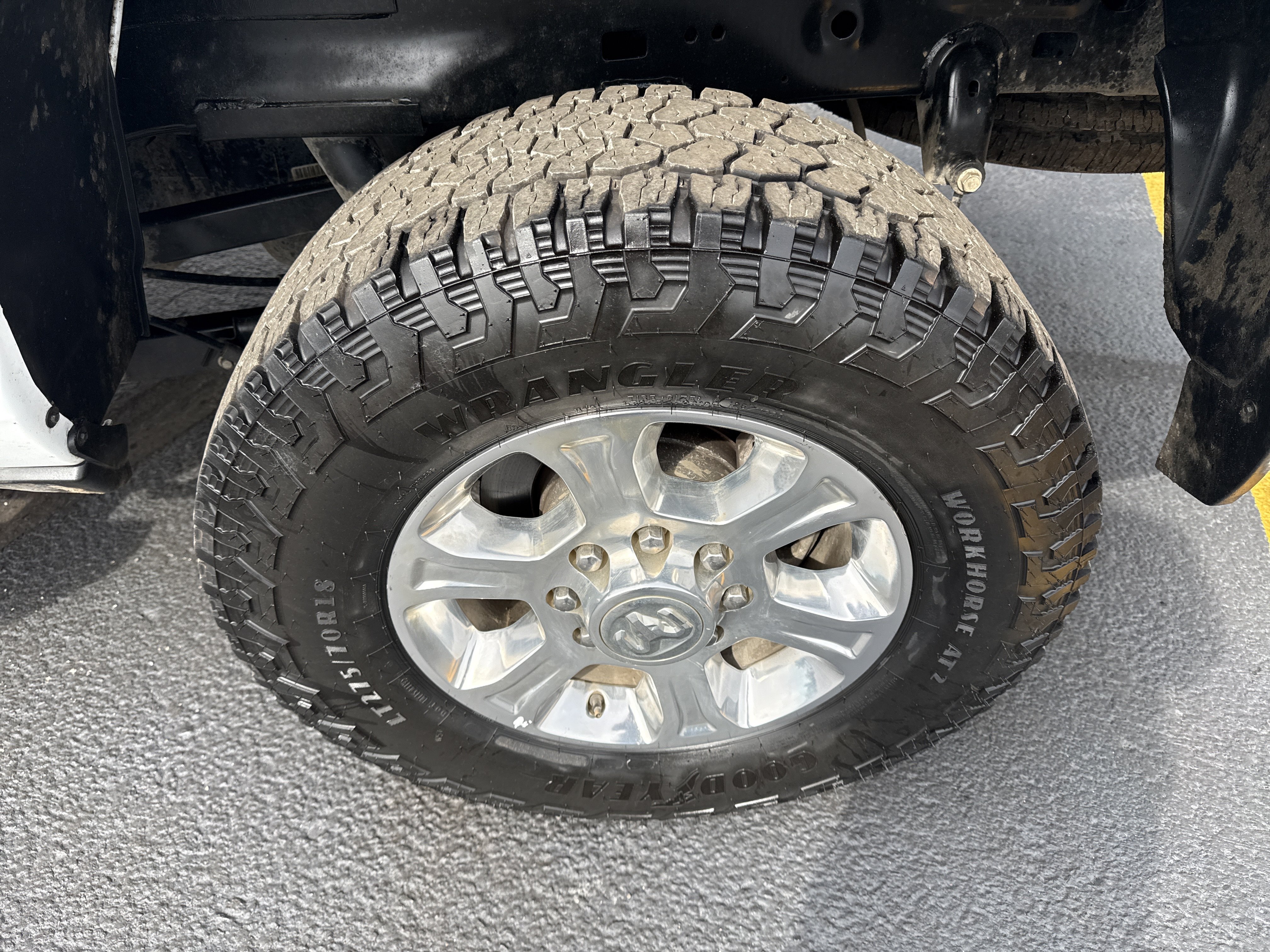 Used 2024 RAM 2500 Big Horn AWD/4WD image 23