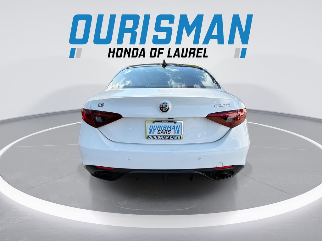 Used 2022 Alfa Romeo Giulia Veloce image 7