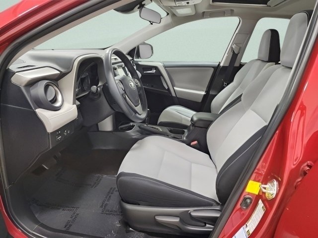 Used 2017 Toyota RAV4 XLE image 21