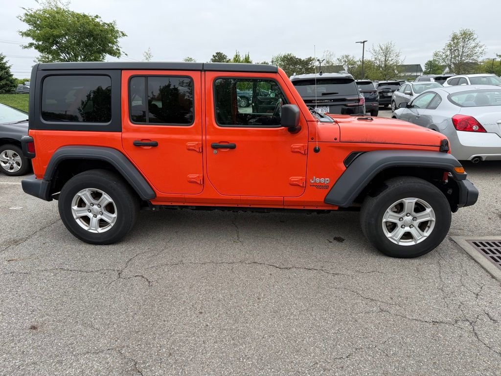 Used 2018 Jeep Wrangler Unlimited Sport S AWD/4WD image 3