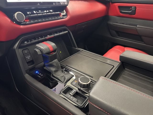 Used 2024 Toyota Sequoia TRD Pro AWD/4WD image 21