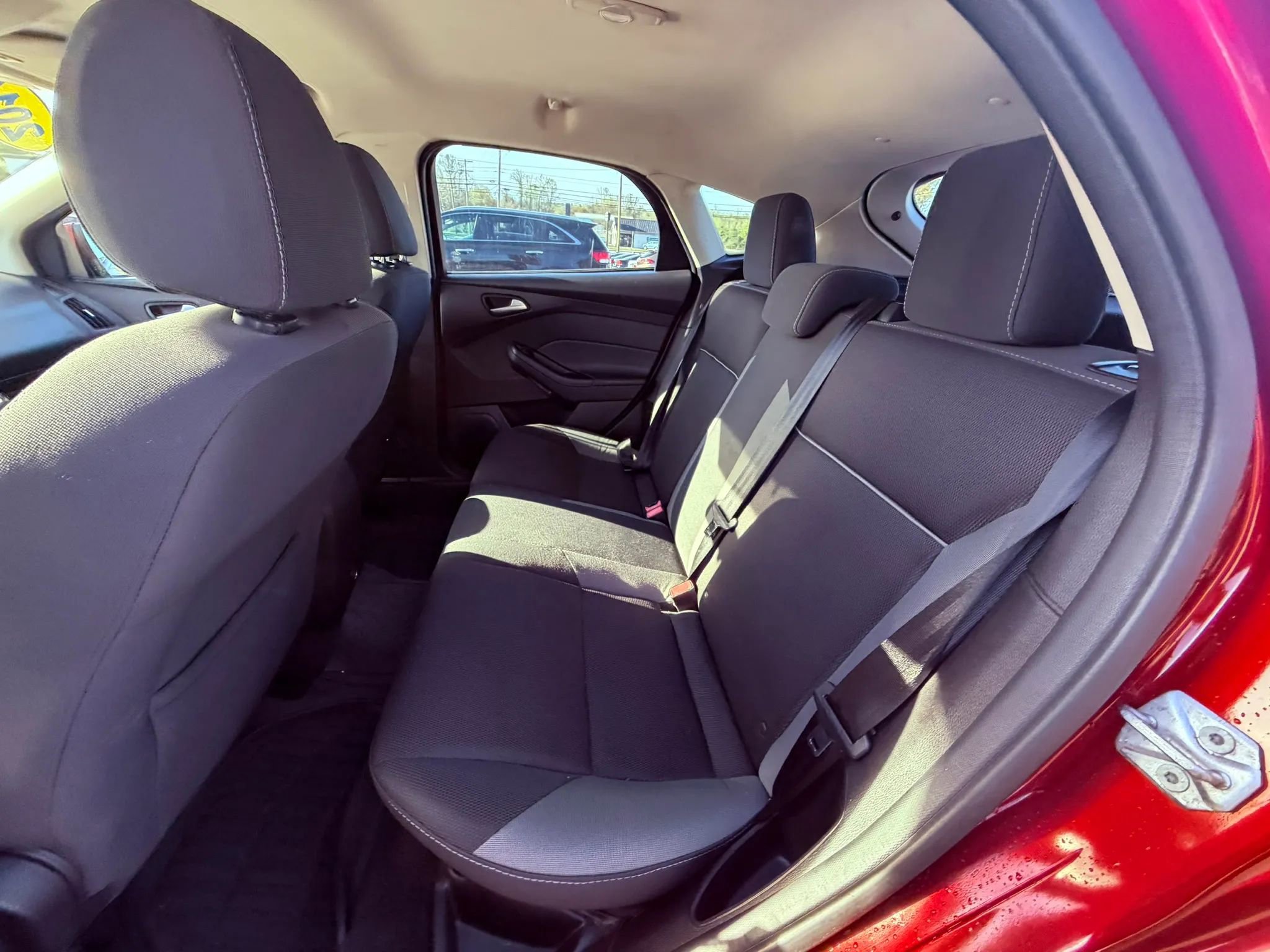 Used 2014 Ford Focus SE image 11