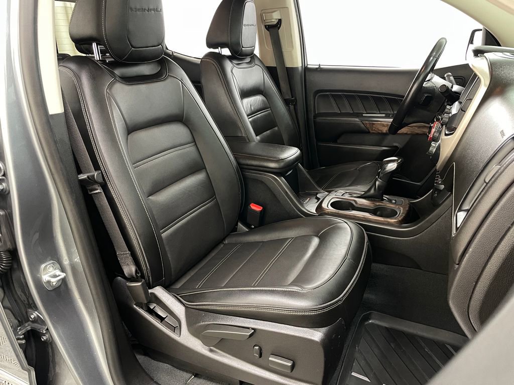 Used 2022 GMC Canyon Denali AWD/4WD image 39