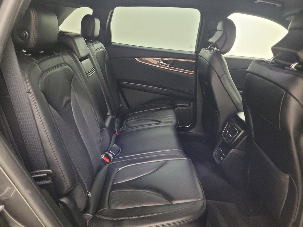 Used 2019 Lincoln Nautilus Select w/ Cargo Utility Package FWD image 19