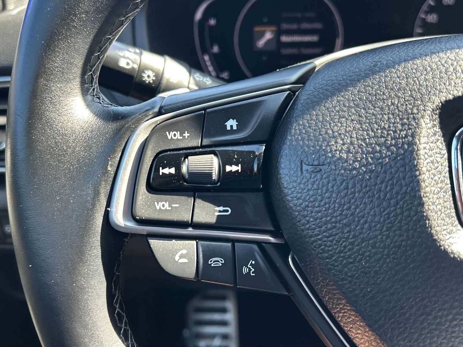 Used 2018 Honda Accord Sport image 14