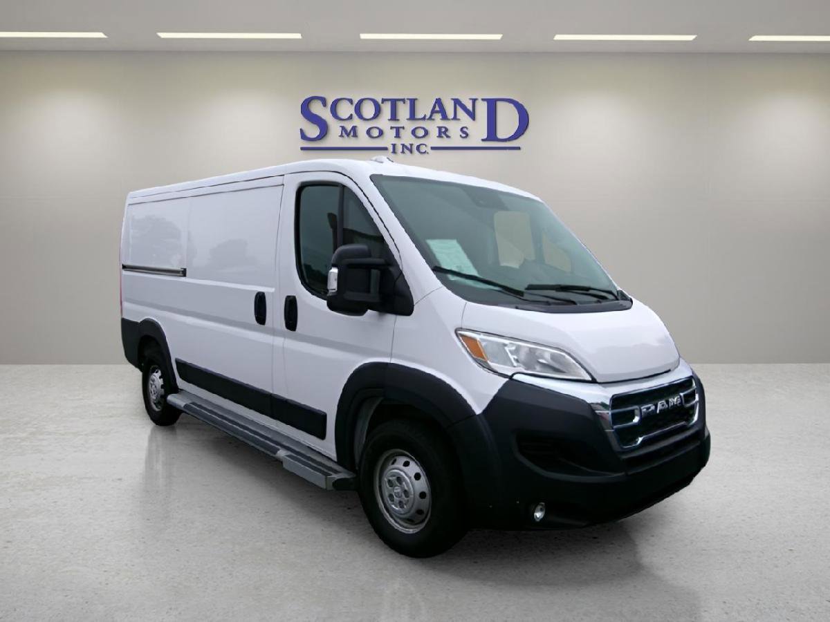 Used 2023 RAM ProMaster 2500 image 4