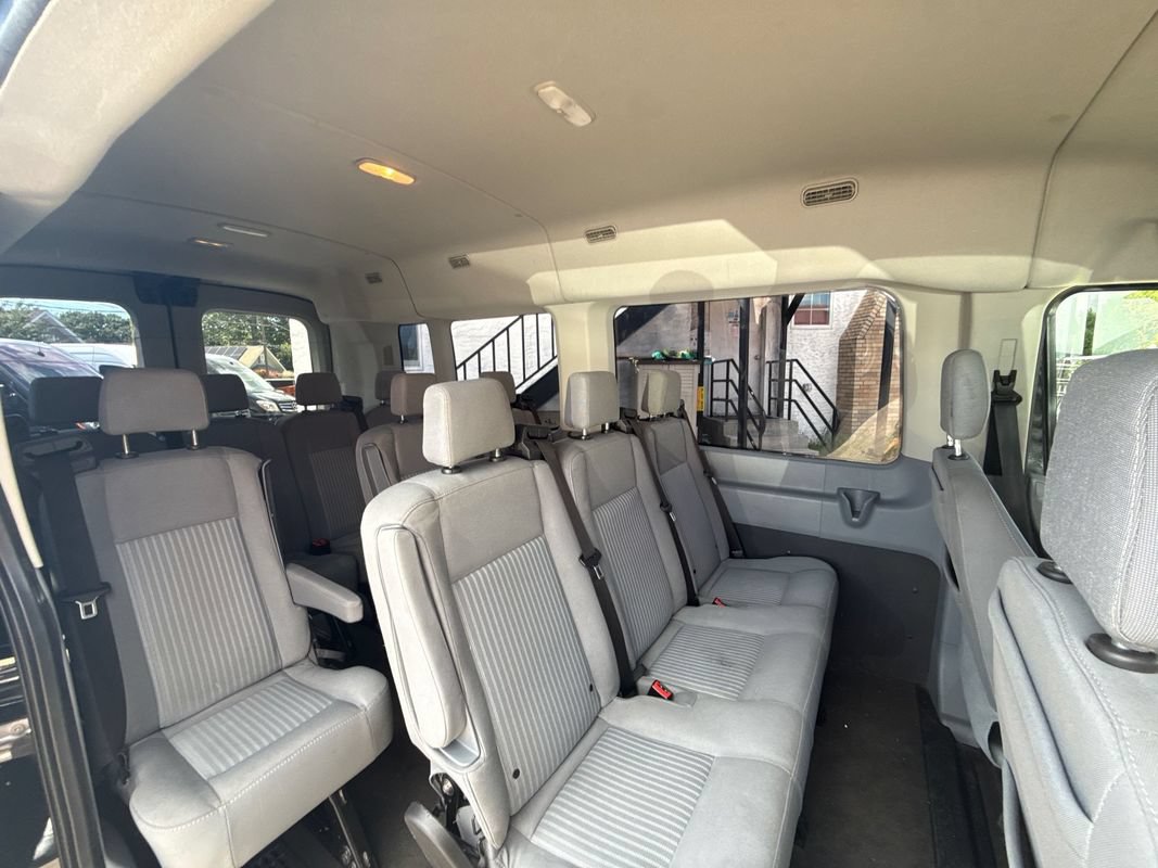 Used 2019 Ford Transit 350 XLT RWD image 8