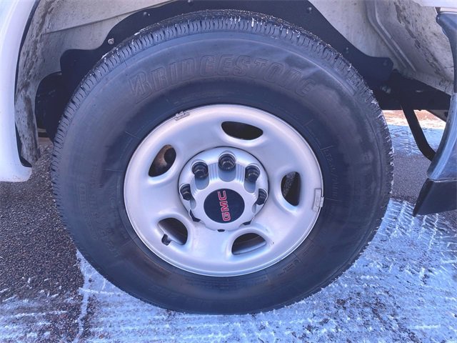 Used 2023 GMC Savana 2500 LS w/ Driver Convenience Package image 29