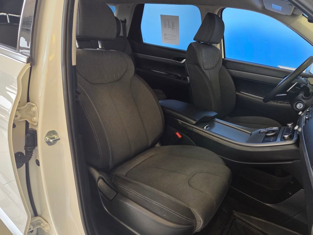 Used 2022 Hyundai Palisade SE image 29