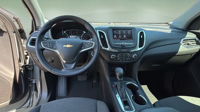 Used 2024 Chevrolet Equinox LT FWD image 9