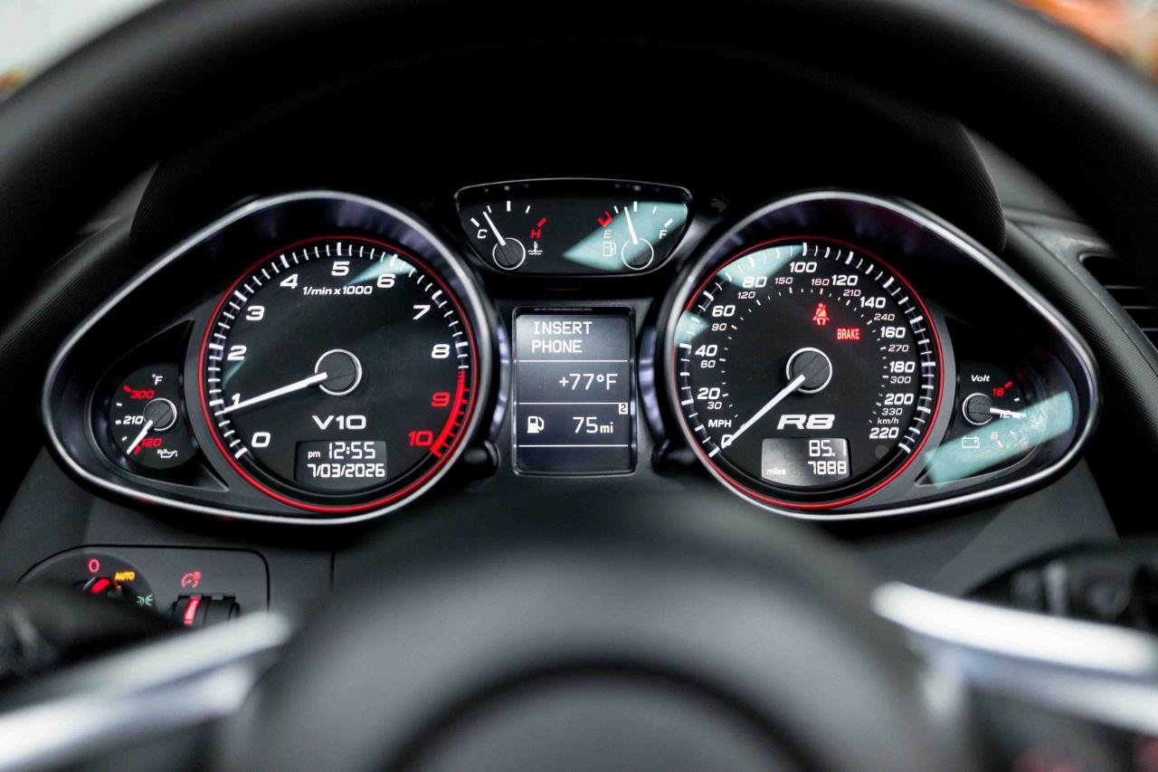 Used 2011 Audi R8 V10 AWD/4WD image 54
