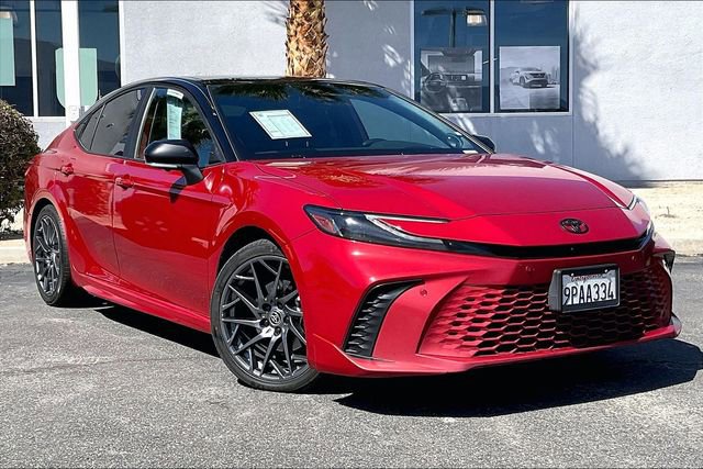 Used 2025 Toyota Camry XSE w/ Premium Plus Package image 12