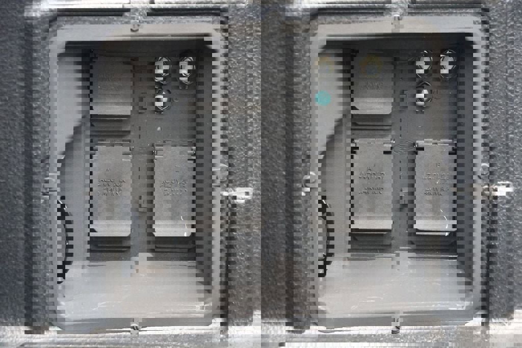 Used 2023 Ford F150 Lightning Lariat image 12