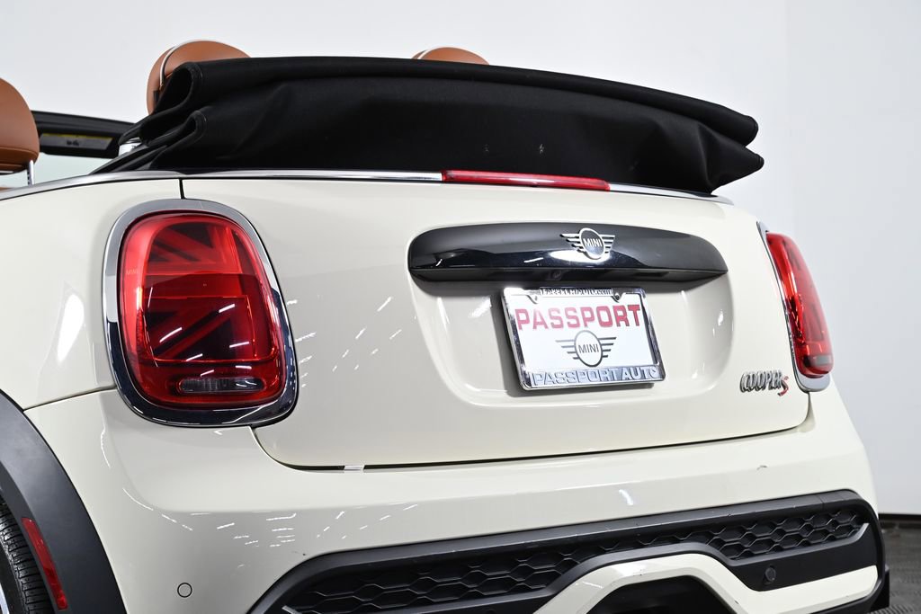 Certified 2023 MINI Cooper S image 9