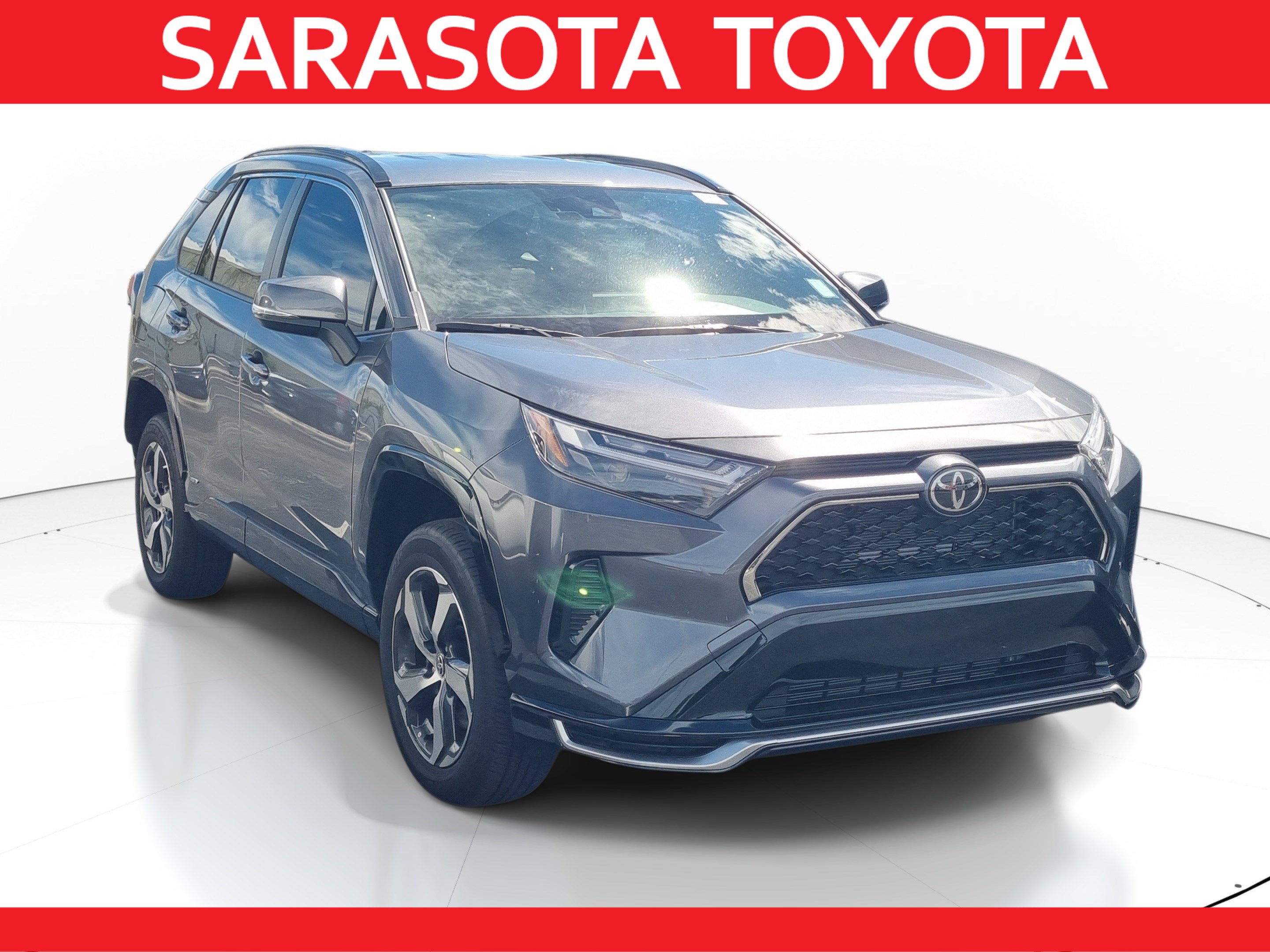 Used 2025 Toyota RAV4 SE