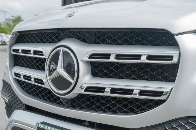 Used 2020 Mercedes-Benz GLS 450 4MATIC image 14