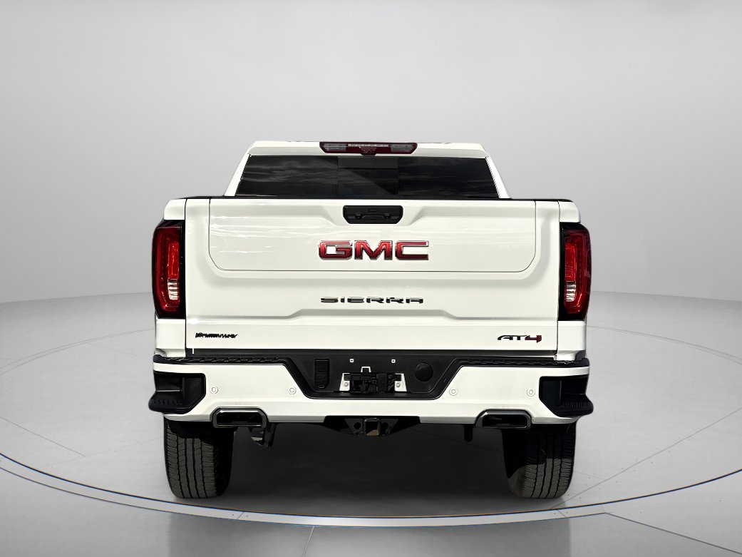 Used 2024 GMC Sierra 1500 AT4 w/ Technology Package image 4