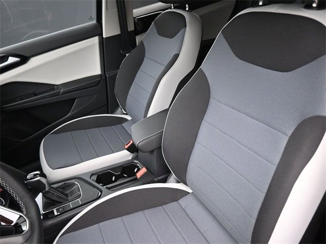 New 2025 Volkswagen Taos S image 19