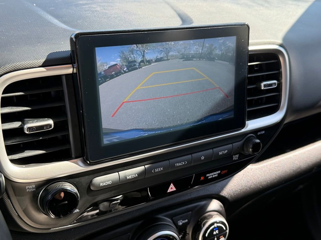 Used 2021 Hyundai Venue SEL FWD image 23