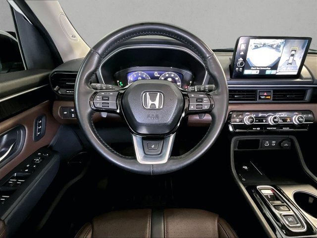 Used 2023 Honda Pilot Elite image 7