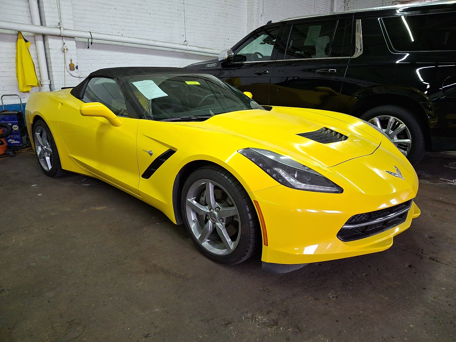 Used 2015 Chevrolet Corvette Stingray Convertible w/ 3LT Preferred Equipment Group image 4
