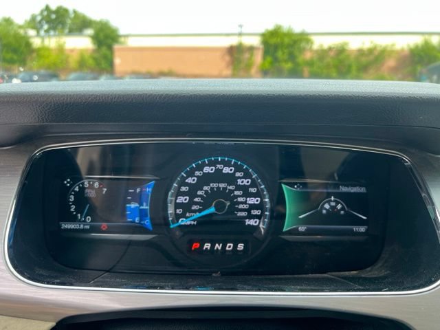 Used 2017 Ford Taurus SEL w/ Equipment Group 201A FWD image 22