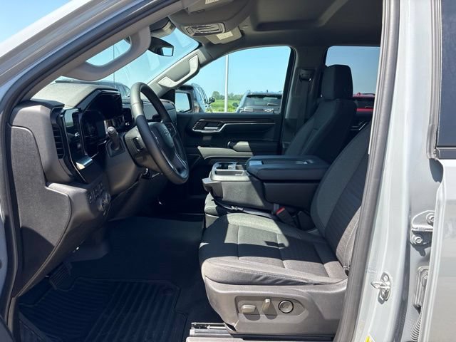 Used 2024 Chevrolet Silverado 1500 RST AWD/4WD image 12